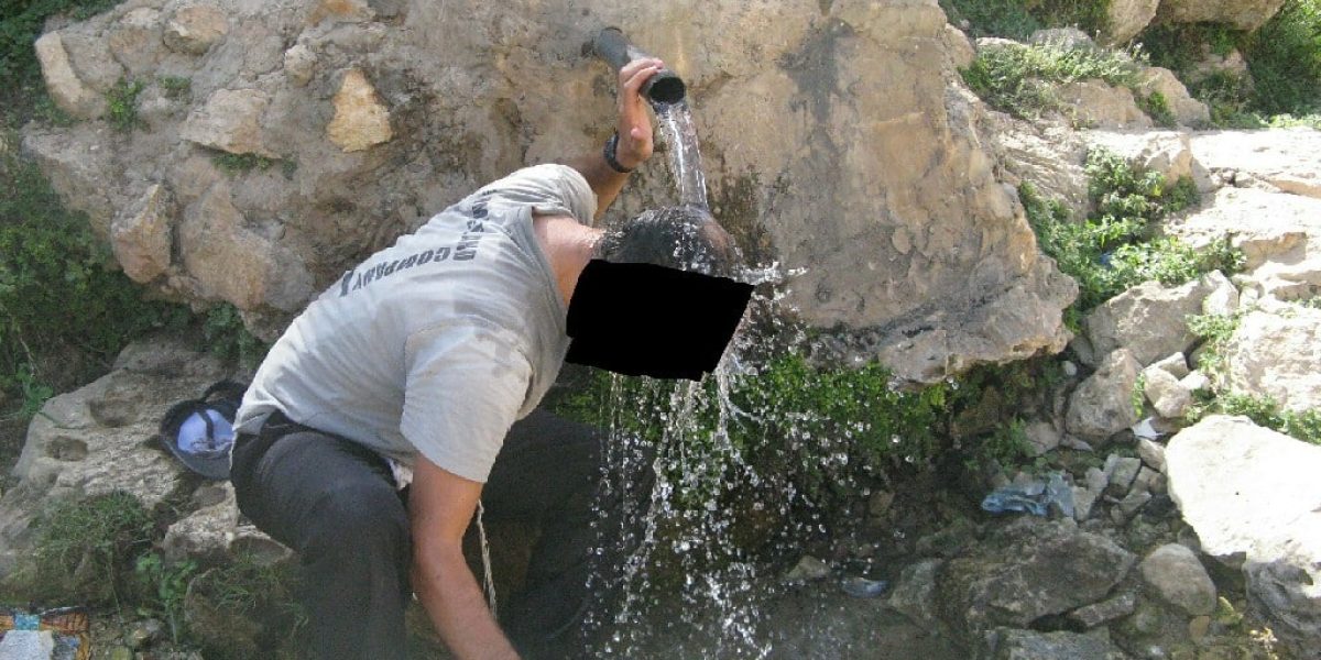 עין א זרקא
