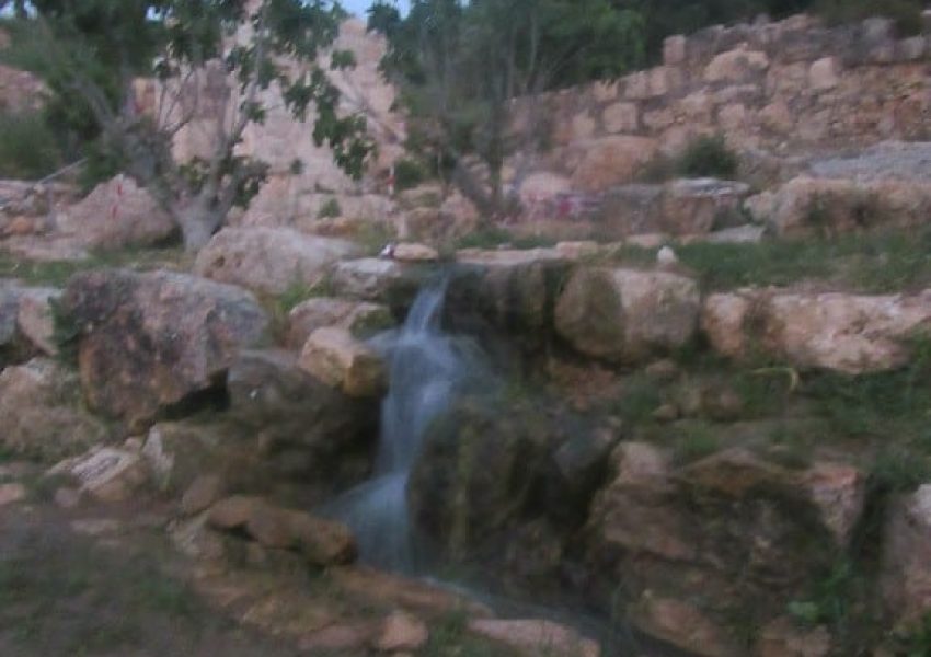 עין אל חניה